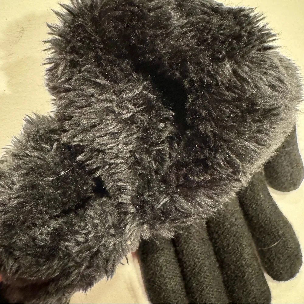 UGG Black Gloves with Faux FurTrim and Button Accents - Picture 3 of 4